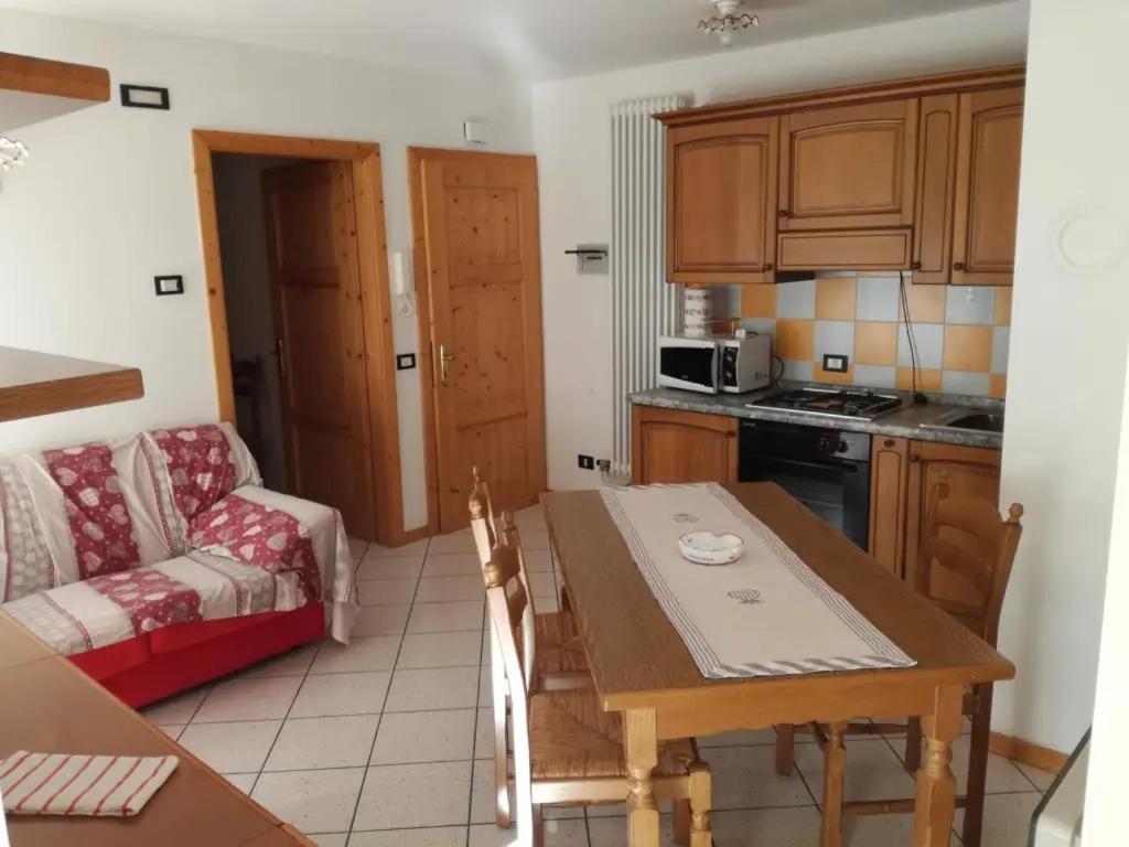 Appartamenti Rabbi Fonti Bagni di Rabbi Экстерьер фото
